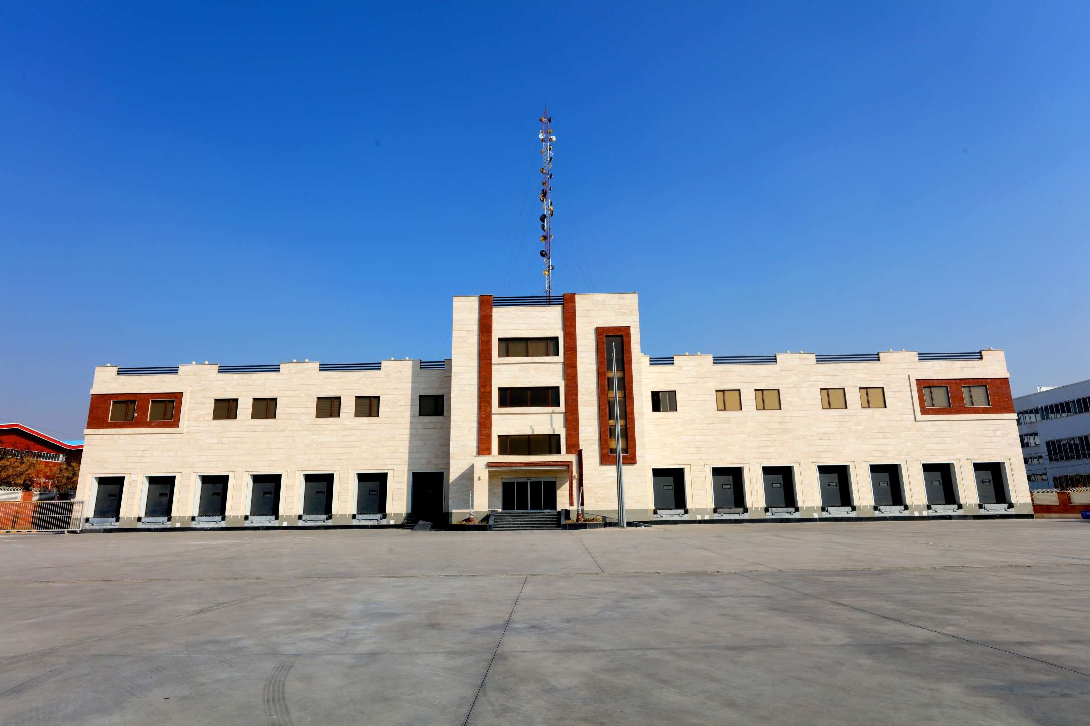 سردخانه ایران آیس